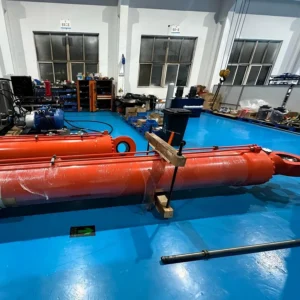 Гидроцилиндры для экскаваторов Doosan — дополнительный вид гидроцилиндра 1
